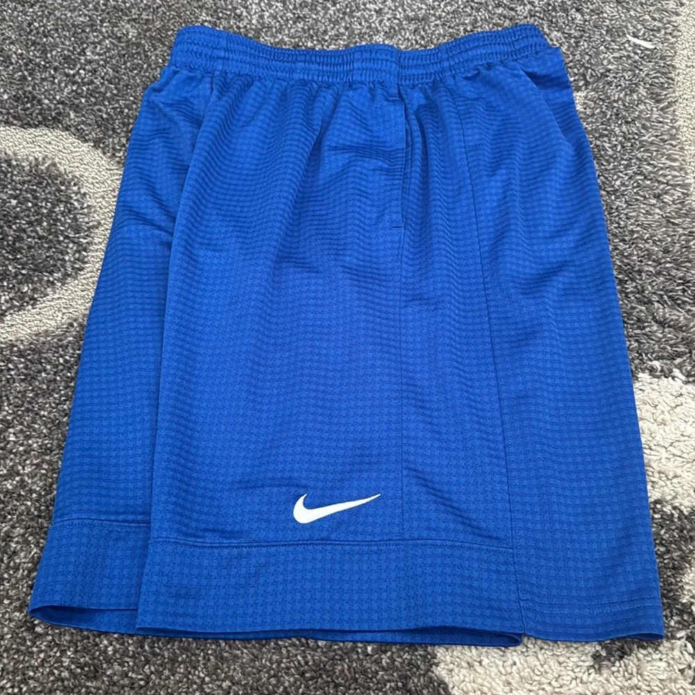 Nike pre owned